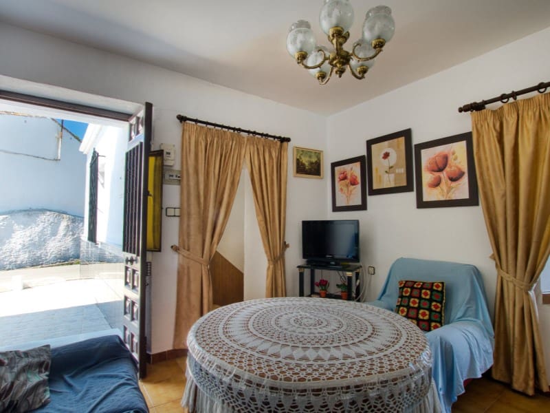 3 bedroom Townhouse for sale in Canillas de Aceituno with garage - € 195,000 (Ref: 9964944)