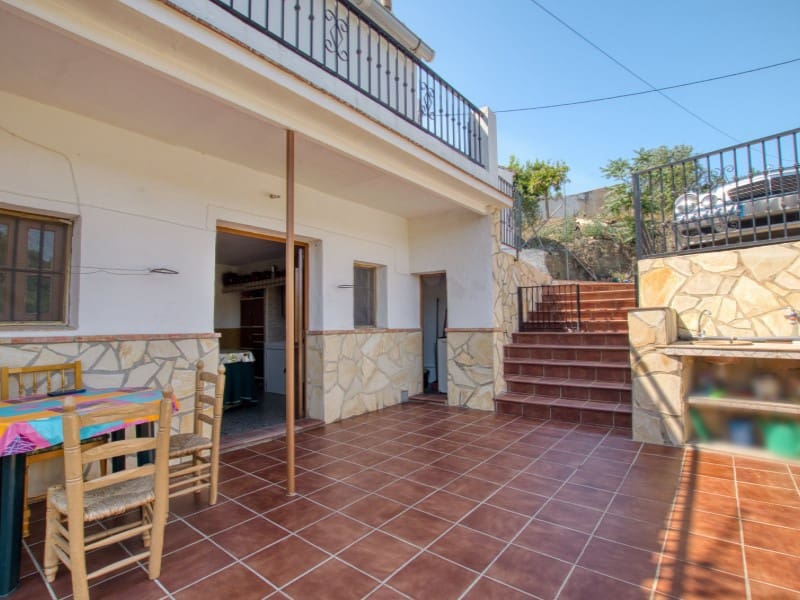 3 bedroom Townhouse for sale in Canillas de Aceituno with garage - € 195,000 (Ref: 9964944)