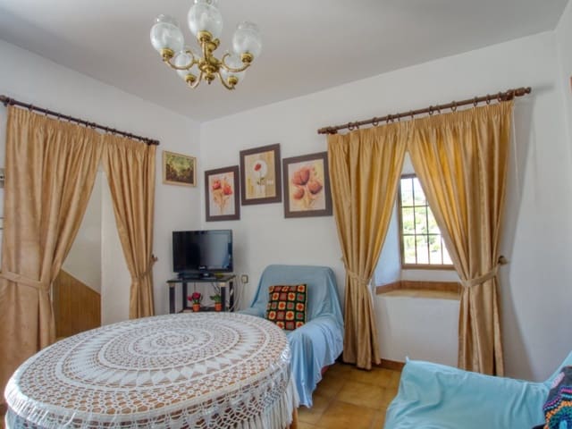 Casa de 3 habitaciones en Canillas de Aceituno en venta con garaje - 195.000 € (Ref: 9964944)