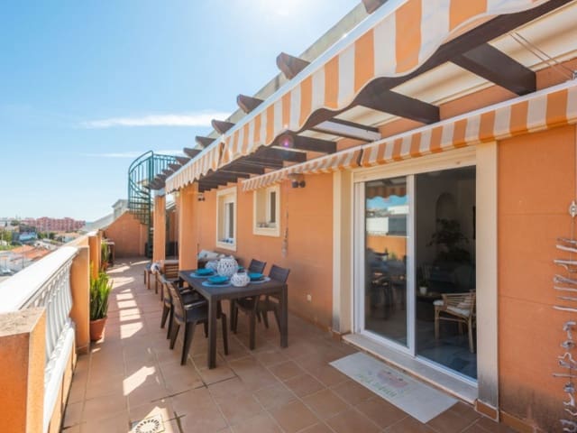 2 soveværelse Penthouse til leje i Rincón de la Victoria med garage - € 1.200 (Ref: 9970282)