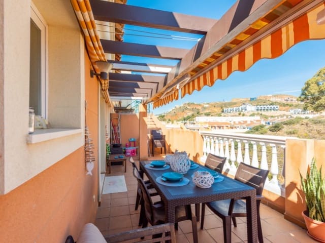 2 soveværelse Penthouse til leje i Rincón de la Victoria med garage - € 1.200 (Ref: 9970282)