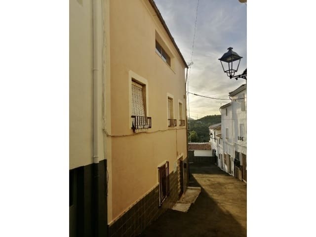 4 sovrum Hus till salu i Valdepeñas de Jaén - 75 000 € (Ref: 9990684)