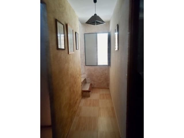 4 sovrum Hus till salu i Valdepeñas de Jaén - 75 000 € (Ref: 9990684)