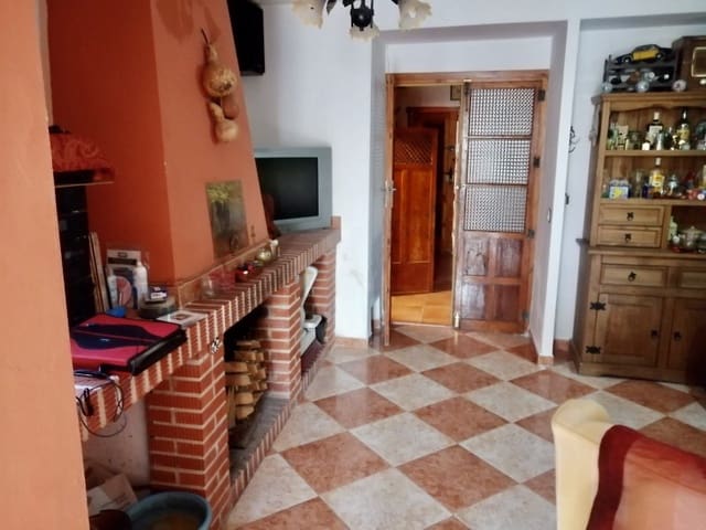 4 sovrum Hus till salu i Valdepeñas de Jaén - 75 000 € (Ref: 9990684)