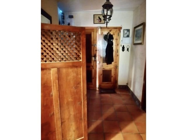 4 sovrum Hus till salu i Valdepeñas de Jaén - 75 000 € (Ref: 9990684)
