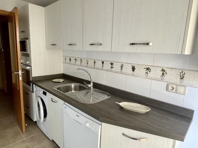 2 slaapkamer Flat te koop in Torrox Pueblo, Torrox met zwembad garage - € 269.000 (Ref: 9998419)