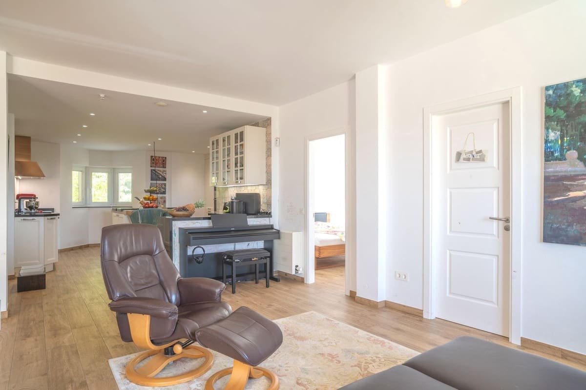 6 bedroom Villa for sale in Mijas with pool garage - € 2,599,000 (Ref: 10035626)
