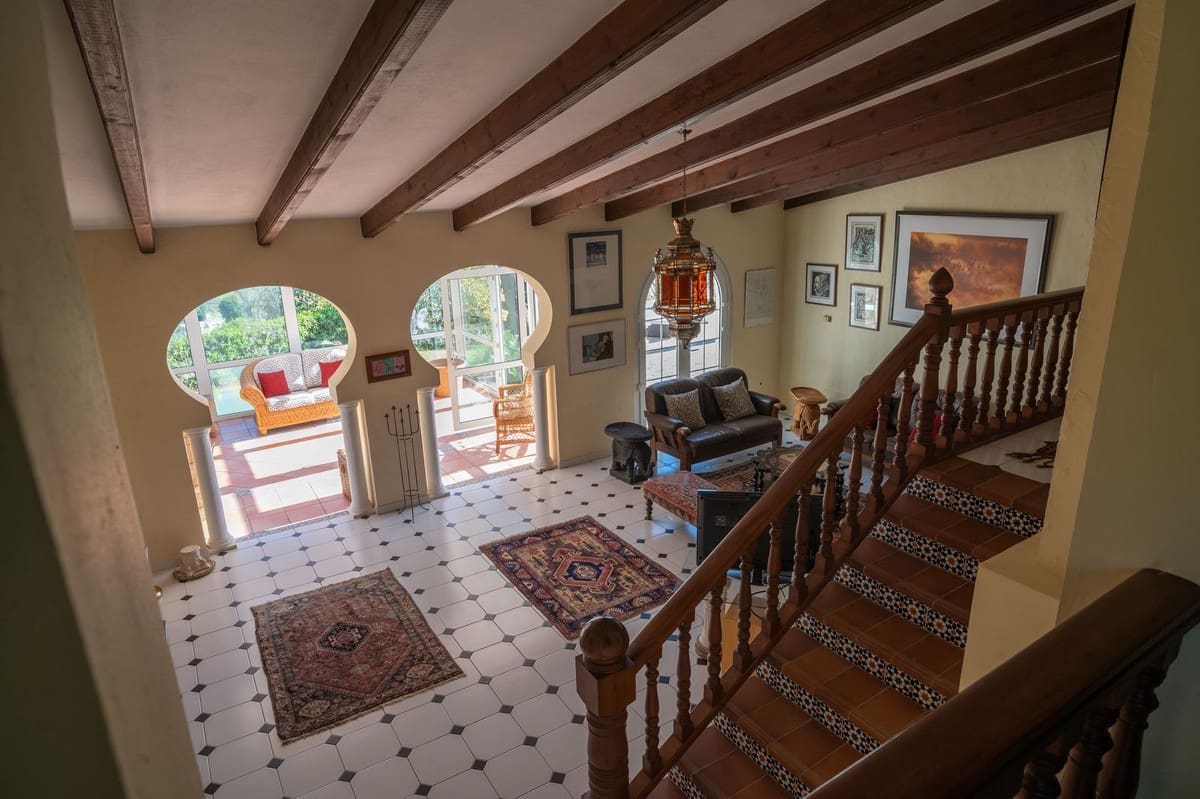 6 Zimmer Villa zu verkaufen in Mijas mit Pool Garage - 1.950.000 € (Ref: 10035627)