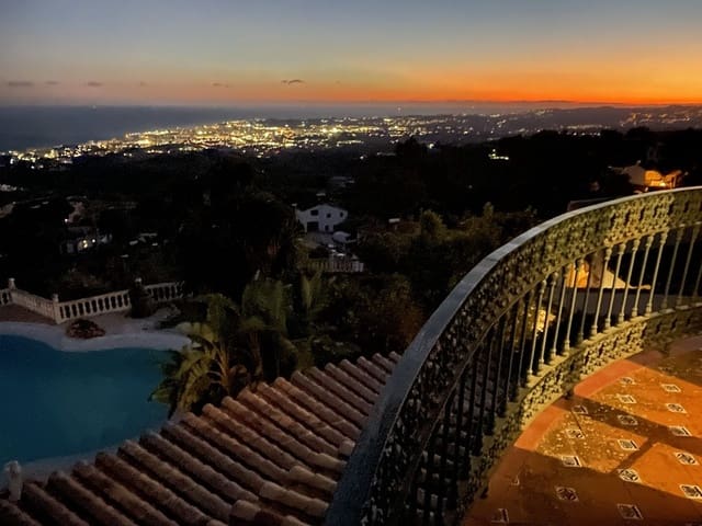 6 sypialnia Willa na sprzedaż w Mijas z basenem garażem - 1 950 000 € (Ref: 10035627)