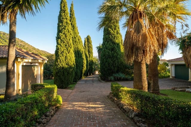 6 sypialnia Willa na sprzedaż w Mijas z basenem garażem - 1 950 000 € (Ref: 10035627)