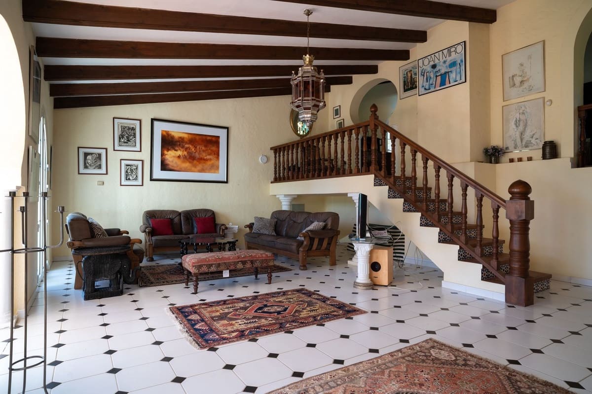 6 Zimmer Villa zu verkaufen in Mijas mit Pool Garage - 1.950.000 € (Ref: 10035627)