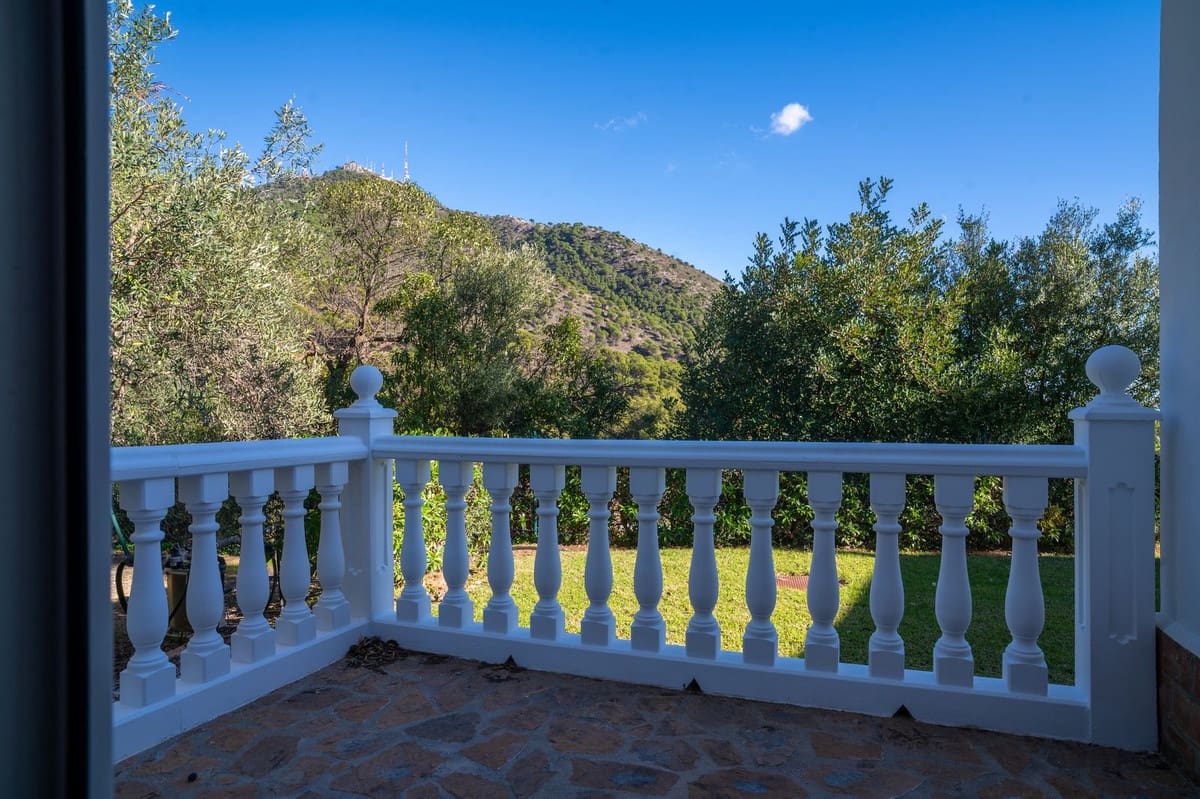 6 Zimmer Villa zu verkaufen in Mijas mit Pool Garage - 1.950.000 € (Ref: 10035627)