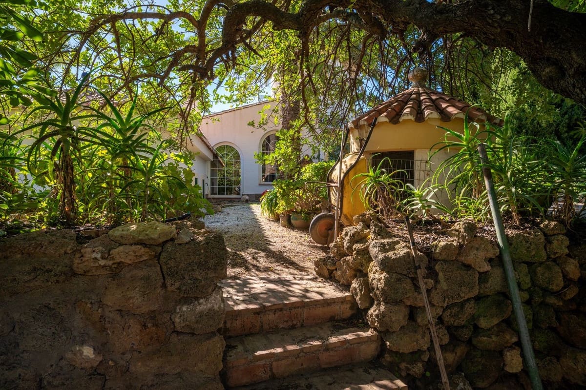 6 Zimmer Villa zu verkaufen in Mijas mit Pool Garage - 1.950.000 € (Ref: 10035627)
