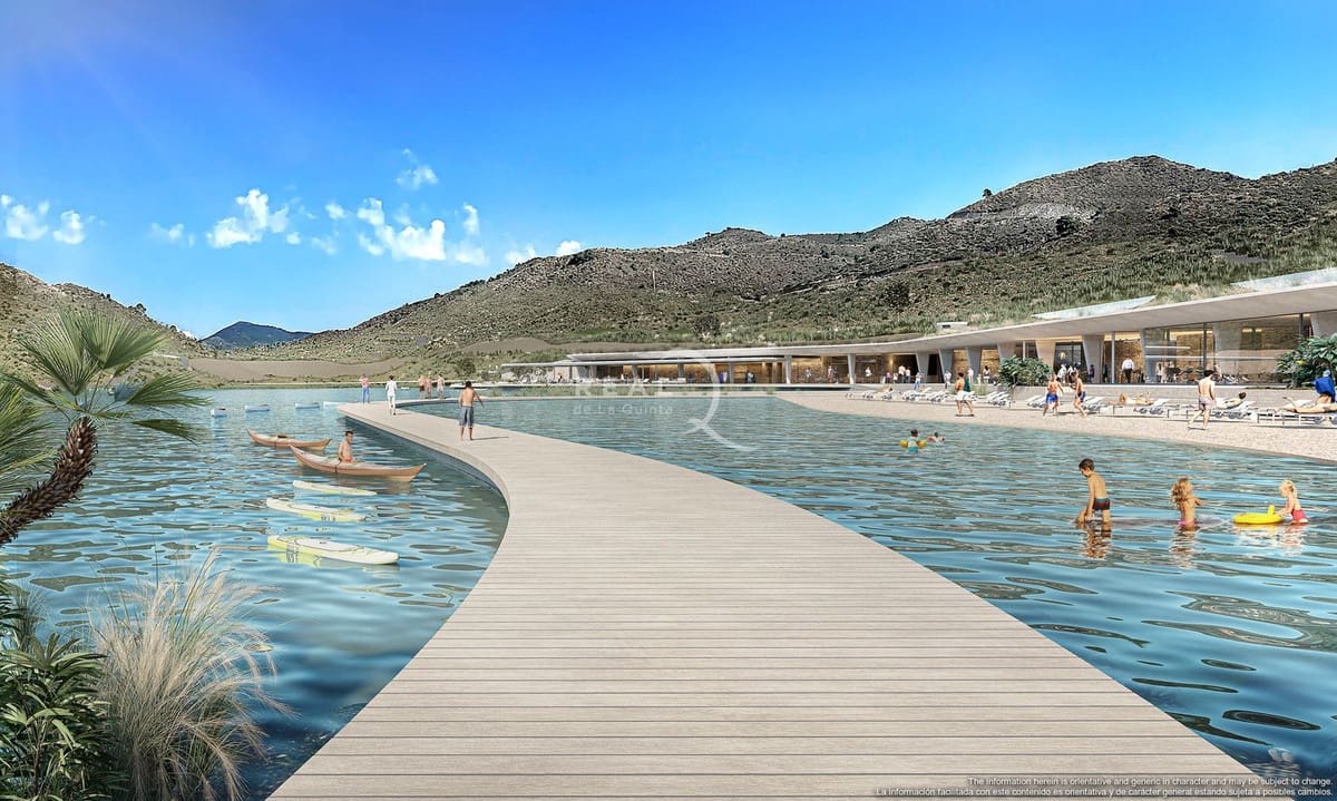 Apartamento de 4 habitaciones en Nueva Andalucia en venta con piscina garaje - 2.050.000 € (Ref: 8211705)