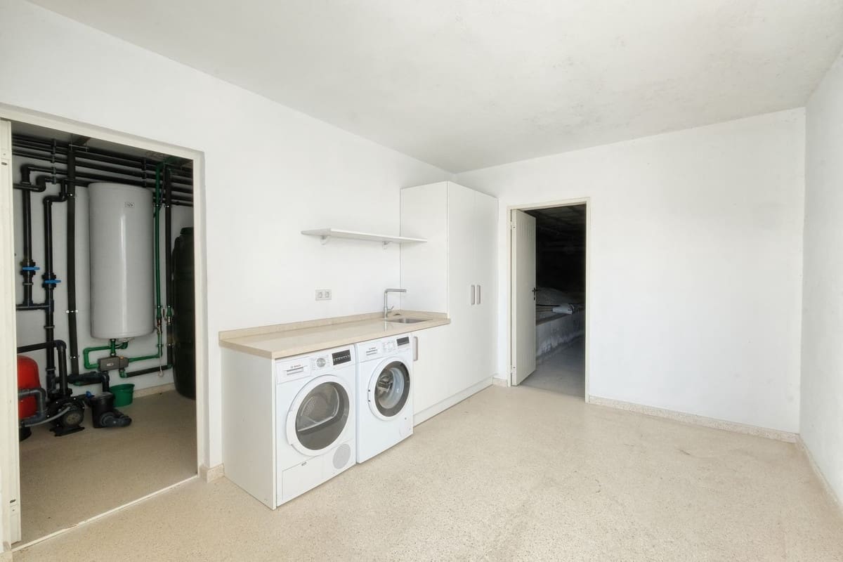 4 chambre Villa/Maison à vendre à Benahavis avec piscine garage - 2 200 000 € (Ref: 8420286)
