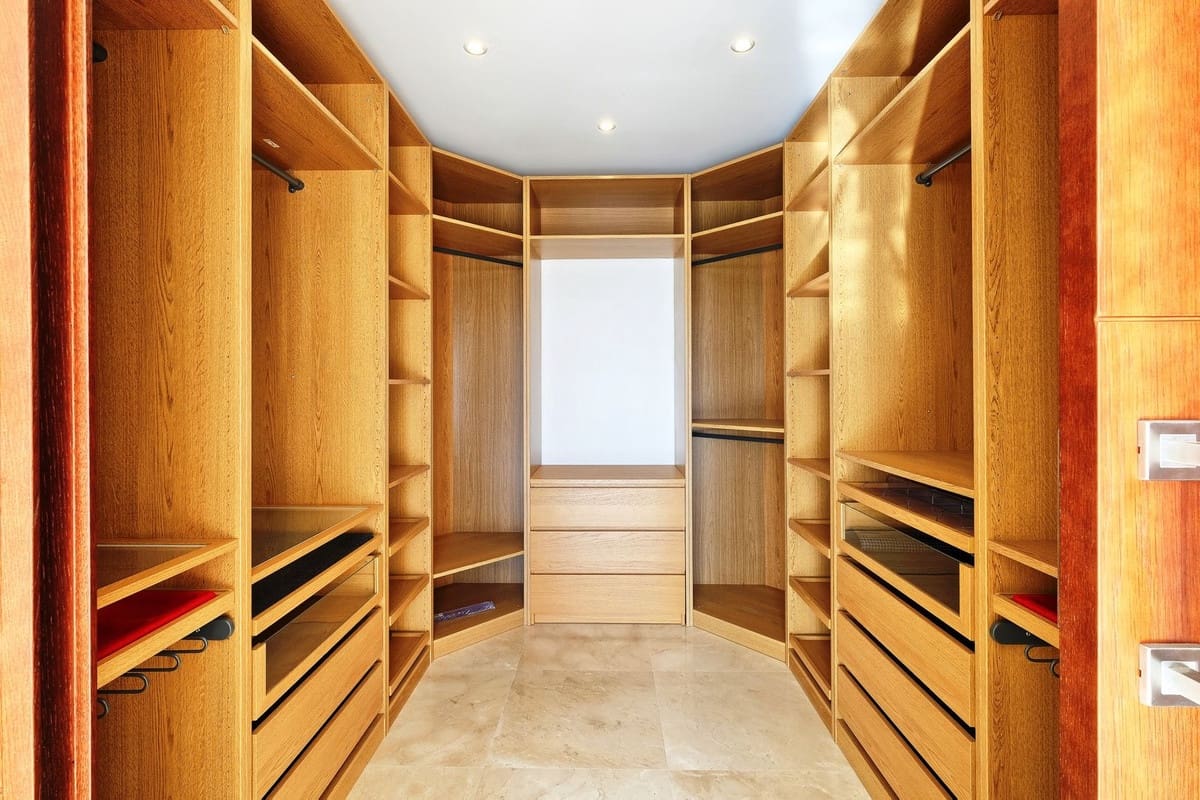 4 chambre Villa/Maison à vendre à Benahavis avec piscine garage - 2 200 000 € (Ref: 8420286)