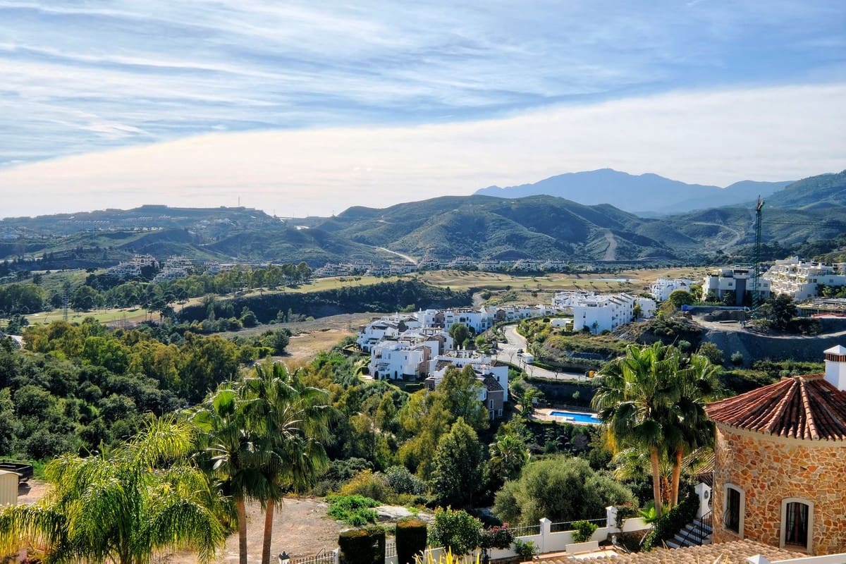 4 chambre Villa/Maison à vendre à Benahavis avec piscine garage - 2 200 000 € (Ref: 8420286)