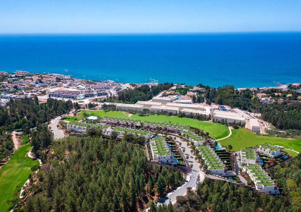 3 bedroom Townhouse for sale in Mijas Costa with pool garage - € 949,000 (Ref: 8441232)