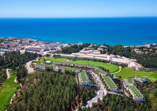 3 bedroom Townhouse for sale in Mijas Costa, Mijas with pool garage - € 949,000 (Ref: 8441232)