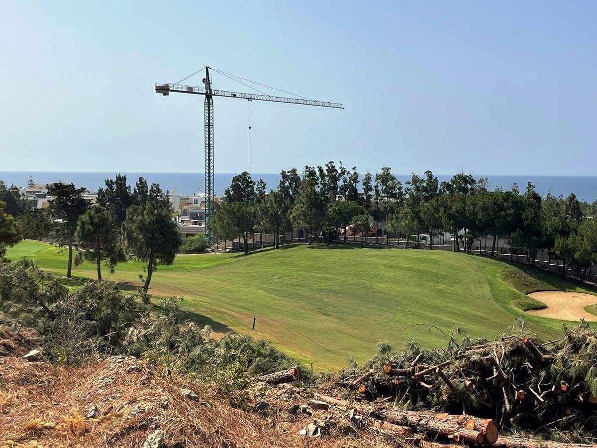 3 bedroom Townhouse for sale in Mijas Costa with pool garage - € 949,000 (Ref: 8441232)