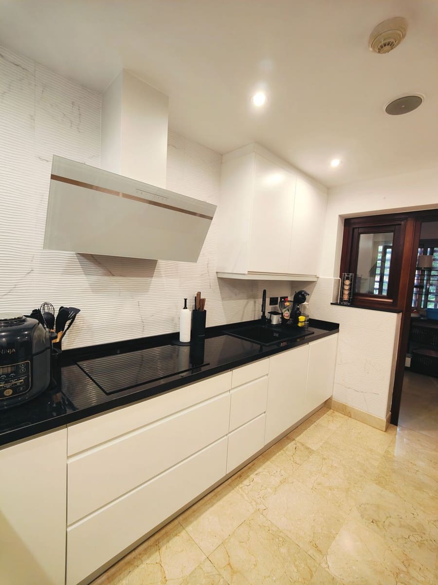 3 Zimmer Apartment zu verkaufen in Guadalmansa mit Pool Garage - 1.475.000 € (Ref: 8476481)