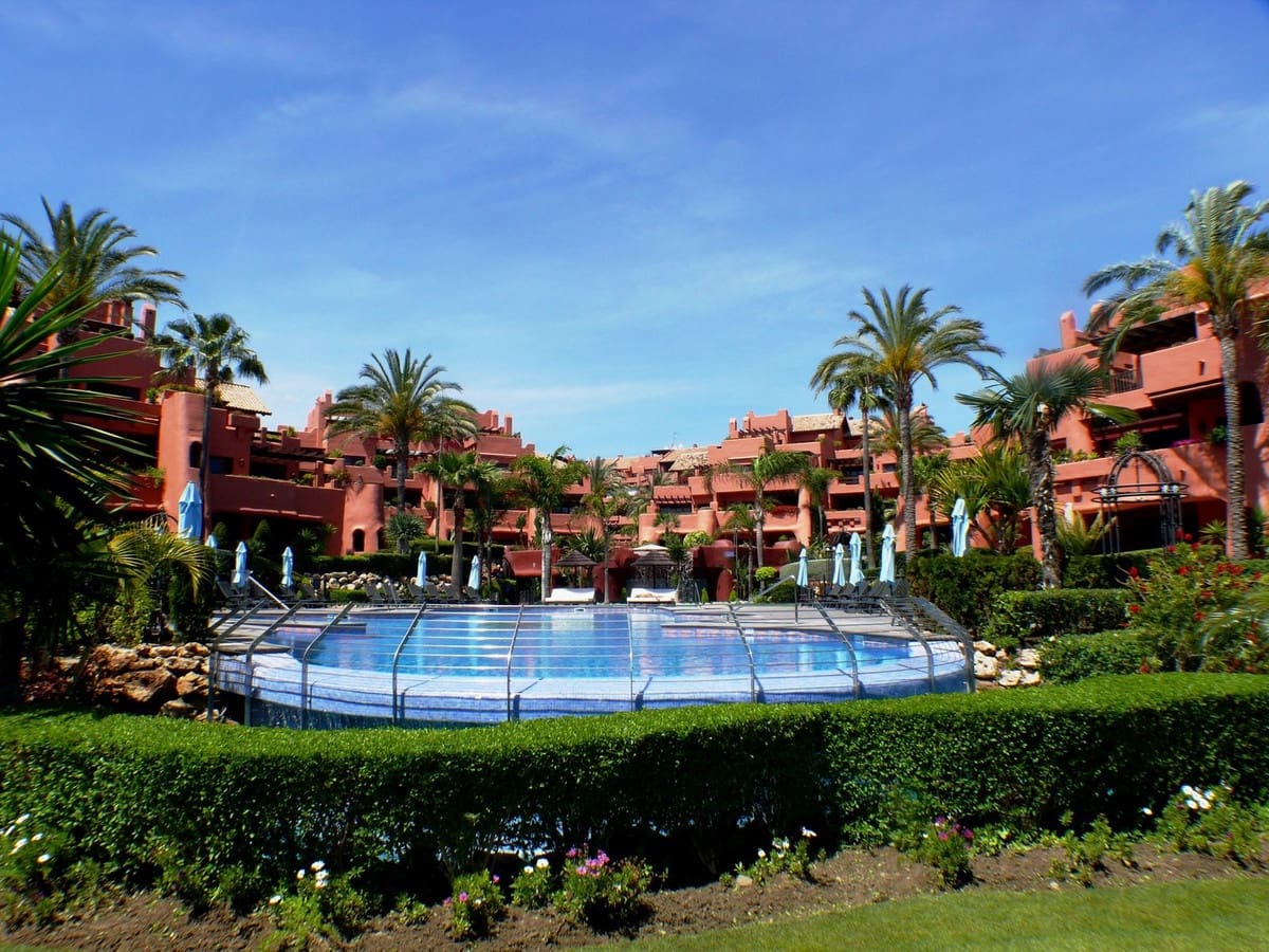 3 Zimmer Apartment zu verkaufen in Guadalmansa mit Pool Garage - 1.475.000 € (Ref: 8476481)