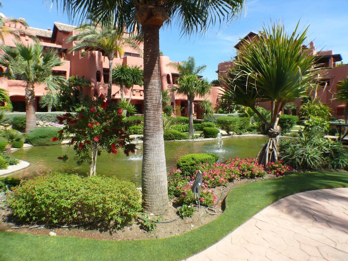 3 Zimmer Apartment zu verkaufen in Guadalmansa mit Pool Garage - 1.475.000 € (Ref: 8476481)