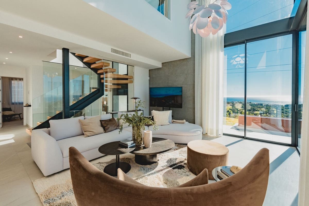 4 soveværelse Semi-Rækkehus til salg i Marbella med swimmingpool garage - € 1.890.000 (Ref: 8728255)