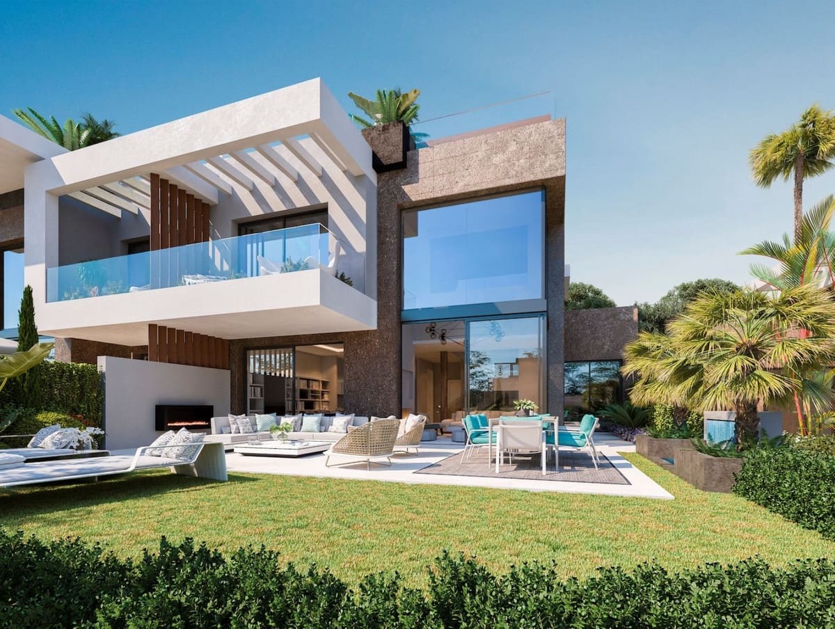 4 soveværelse Semi-Rækkehus til salg i Marbella med swimmingpool garage - € 1.890.000 (Ref: 8728255)