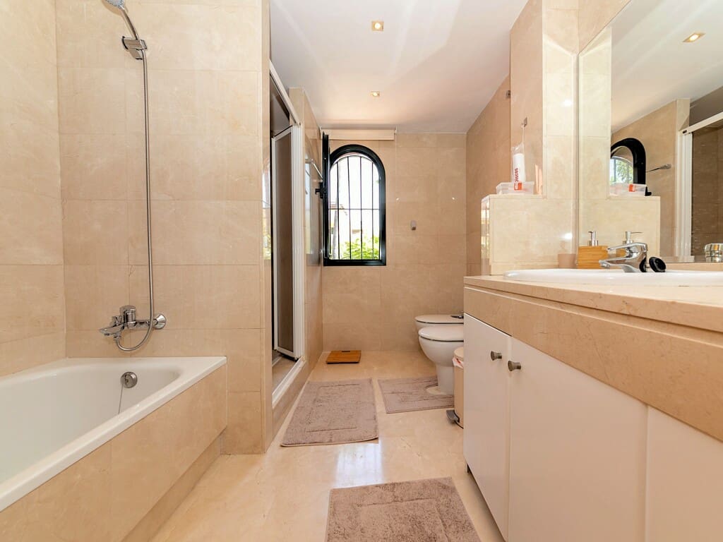 2 sovrum Lägenhet till salu i Costalita med pool garage - 499 950 € (Ref: 10025171)