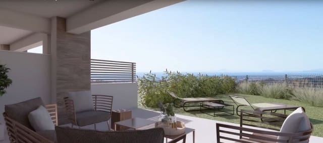 3 soveværelse Byhus til salg i Istán med swimmingpool garage - € 615.000 (Ref: 10025175)