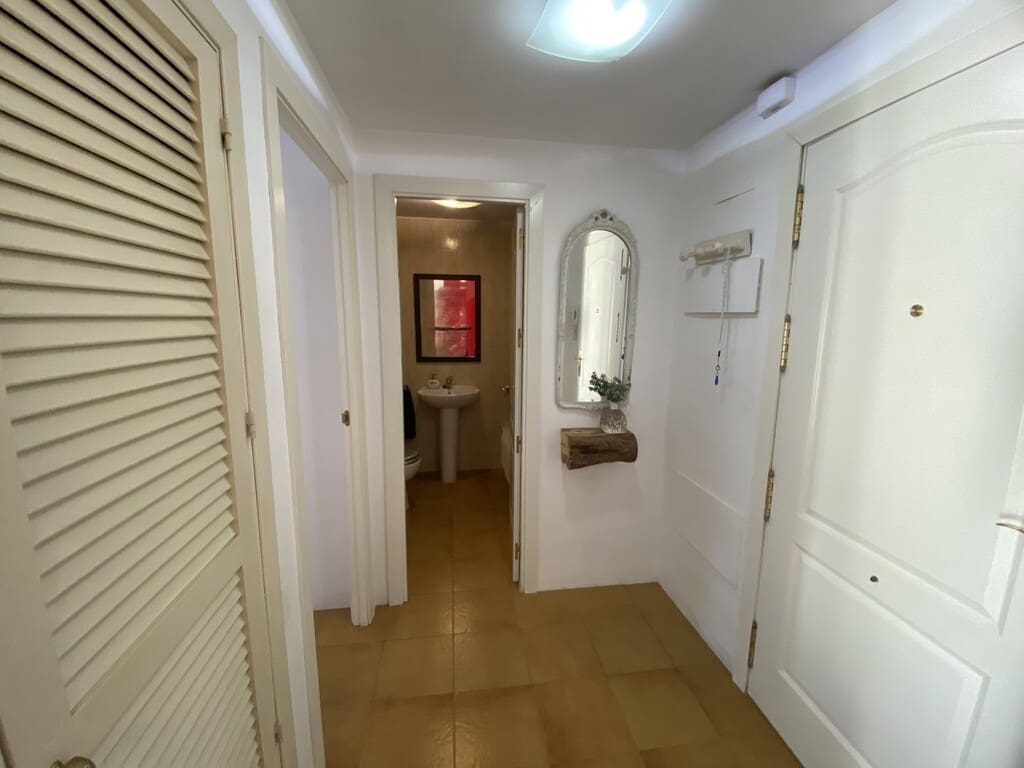 Apartamento de 1 habitación en Calahonda en venta con piscina garaje - 280.000 € (Ref: 10025181)