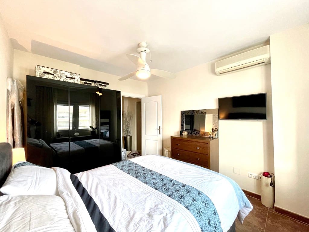 3 quarto Apartamento para venda em La Cala de Mijas - 400 000 € (Ref: 10040683)