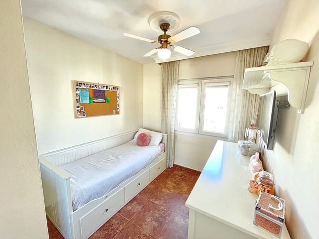 3 quarto Apartamento para venda em La Cala de Mijas, Mijas - 400 000 € (Ref: 10040683)