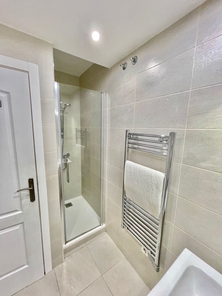 3 quarto Apartamento para venda em La Cala de Mijas - 400 000 € (Ref: 10040683)