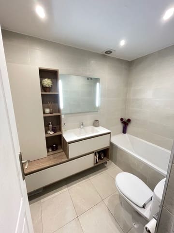 3 quarto Apartamento para venda em La Cala de Mijas, Mijas - 400 000 € (Ref: 10040683)