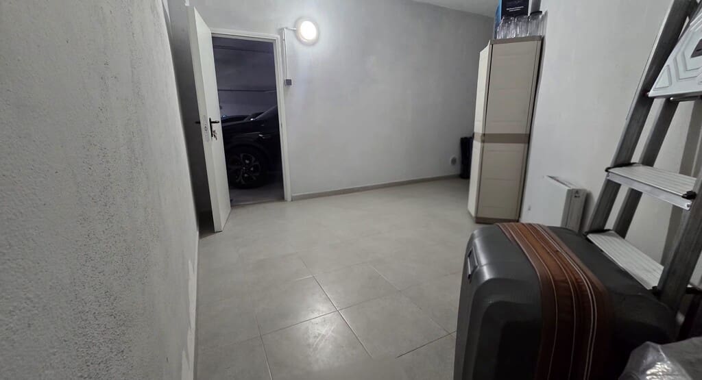 2 soverom Strandleiligheter til salgs i Mijas Costa med svømmebasseng garasje - € 645 000 (Ref: 10085556)