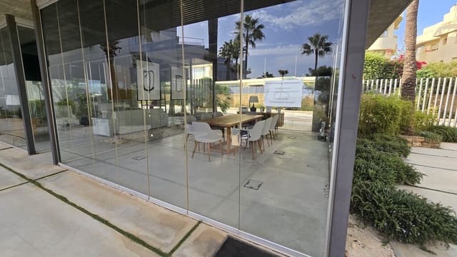 2 sovrum Strandlägenhet till salu i Mijas Costa, Mijas med pool garage - 645 000 € (Ref: 10085556)