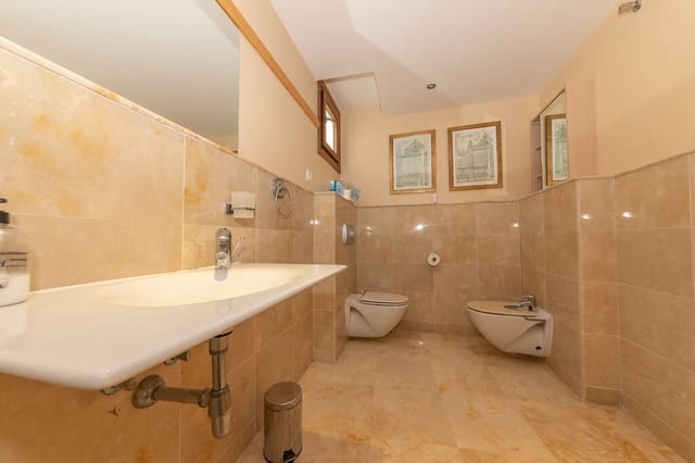 3 sovrum Lägenhet till salu i Los Monteros, Marbella med pool garage - 495 000 € (Ref: 10159110)