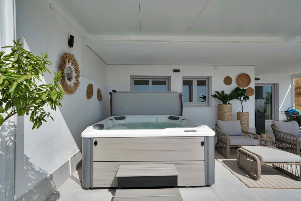 Apartamento de 5 habitaciones en Benalmádena en venta con piscina garaje - 1.295.000 € (Ref: 10159111)