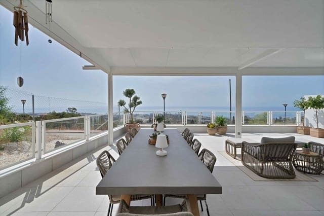 Apartamento de 5 habitaciones en Benalmádena pueblo, Benalmádena en venta con piscina garaje - 1.295.000 € (Ref: 10159111)