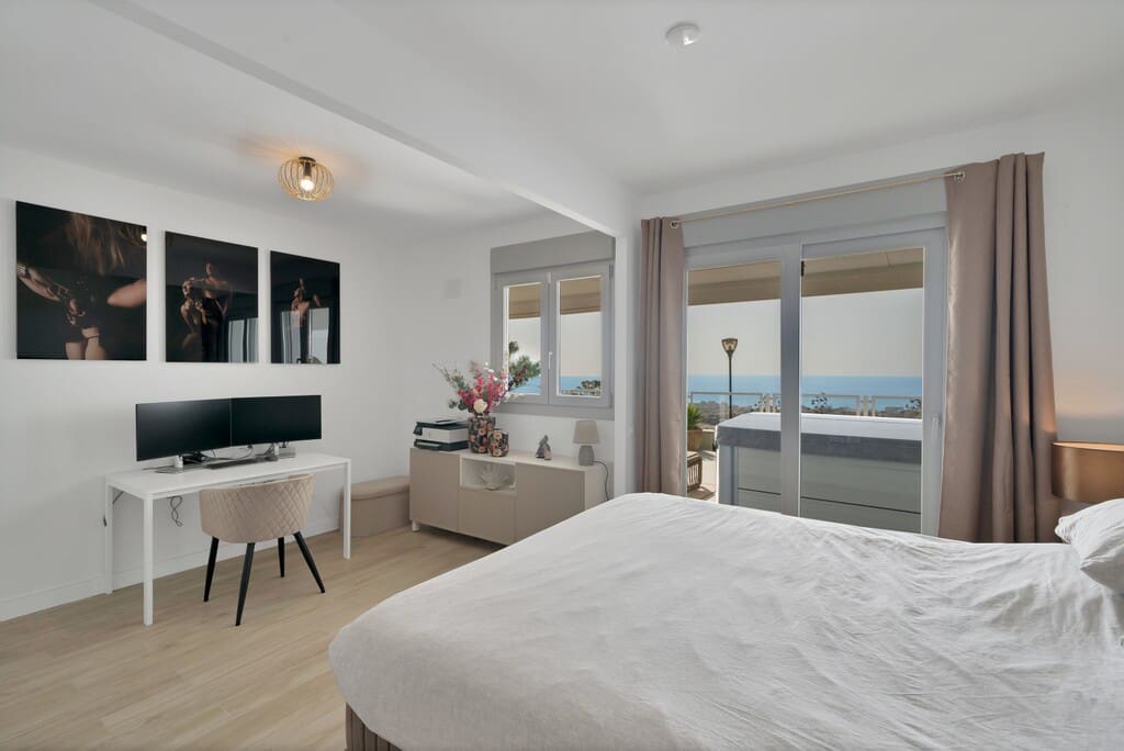 Apartamento de 5 habitaciones en Benalmádena en venta con piscina garaje - 1.295.000 € (Ref: 10159111)