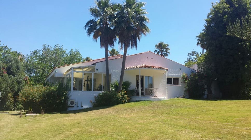 4 soveværelse Bungalow til salg i Sotogrande med swimmingpool - € 1.800.000 (Ref: 5308010)