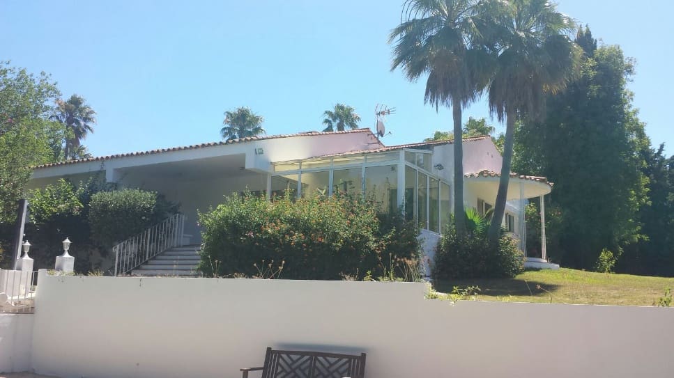 4 soveværelse Bungalow til salg i Sotogrande med swimmingpool - € 1.800.000 (Ref: 5308010)