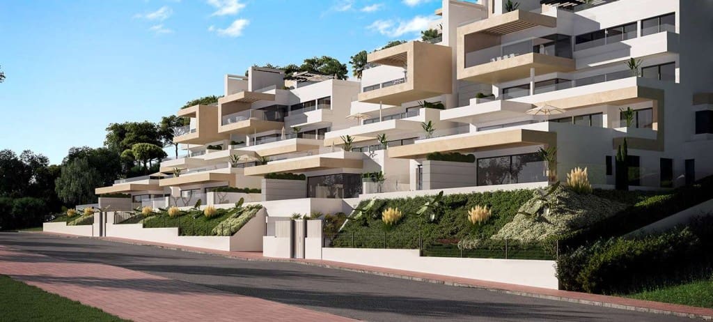 2 bedroom Apartment for sale in Estepona with pool - € 330,000 (Ref: 5329242)