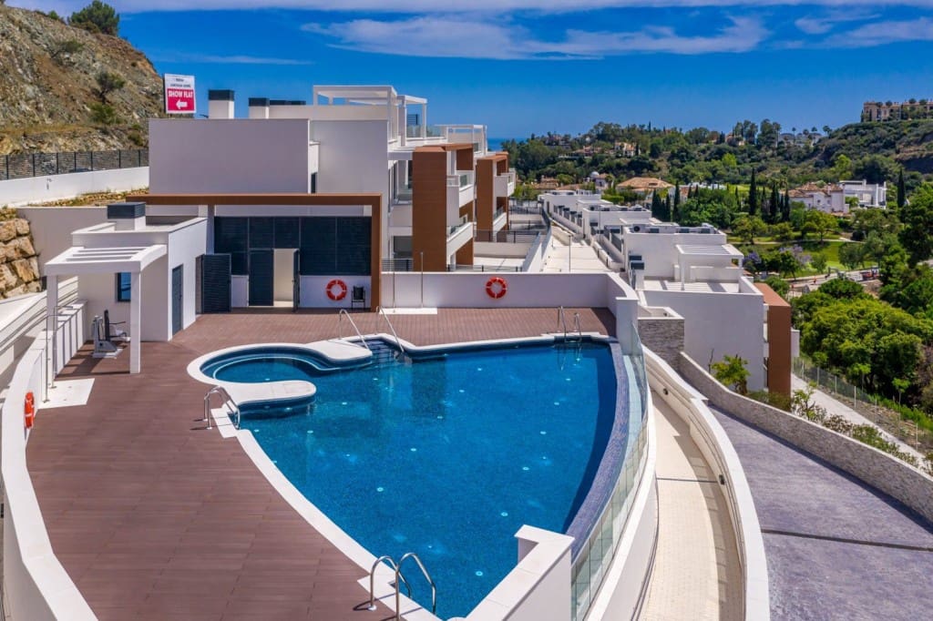 3 soveværelse Lejlighed til salg i Benahavis med swimmingpool - € 312.000 (Ref: 5402912)