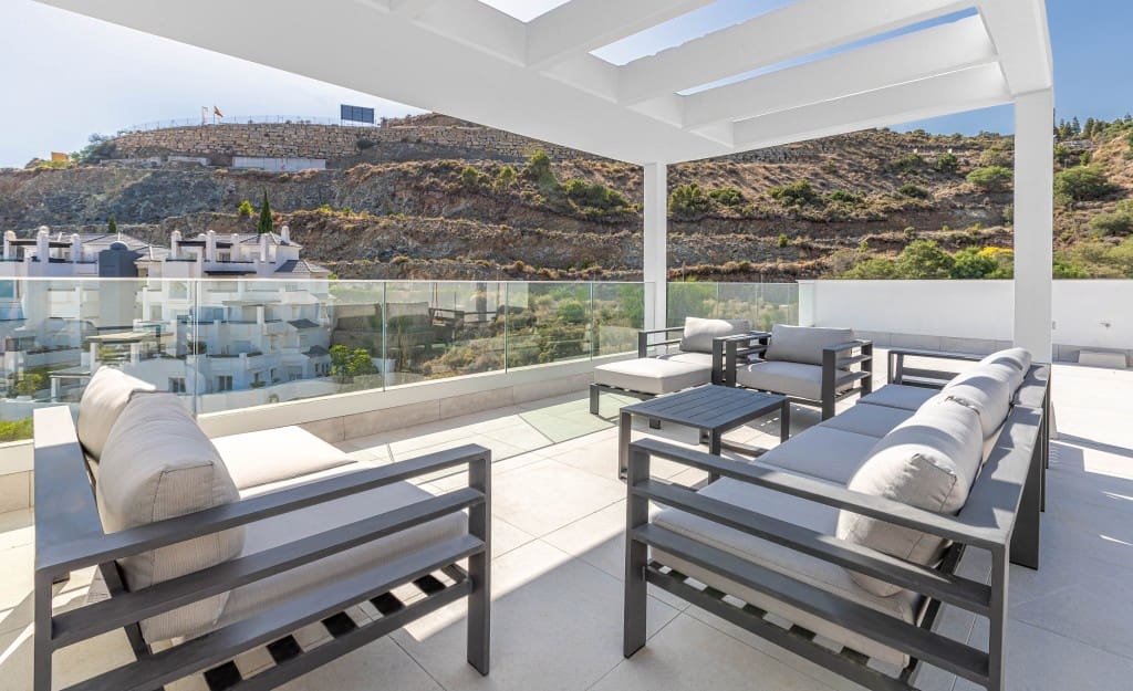 3 soveværelse Lejlighed til salg i Benahavis med swimmingpool - € 312.000 (Ref: 5402912)