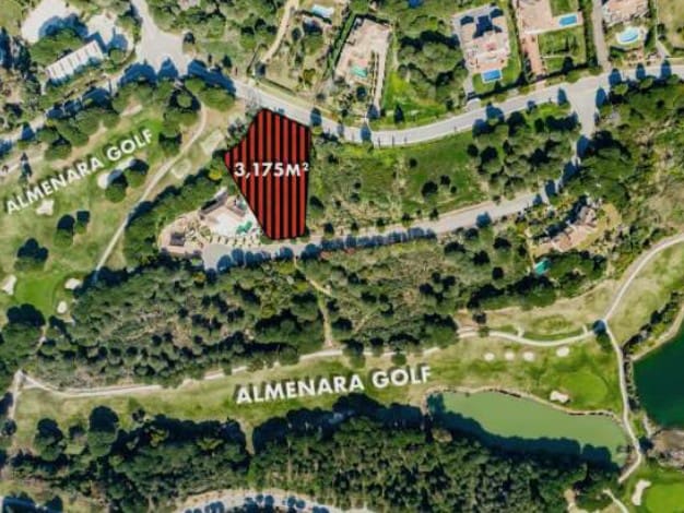 Byggetomt til salgs i Sotogrande - € 635 000 (Ref: 8911530)