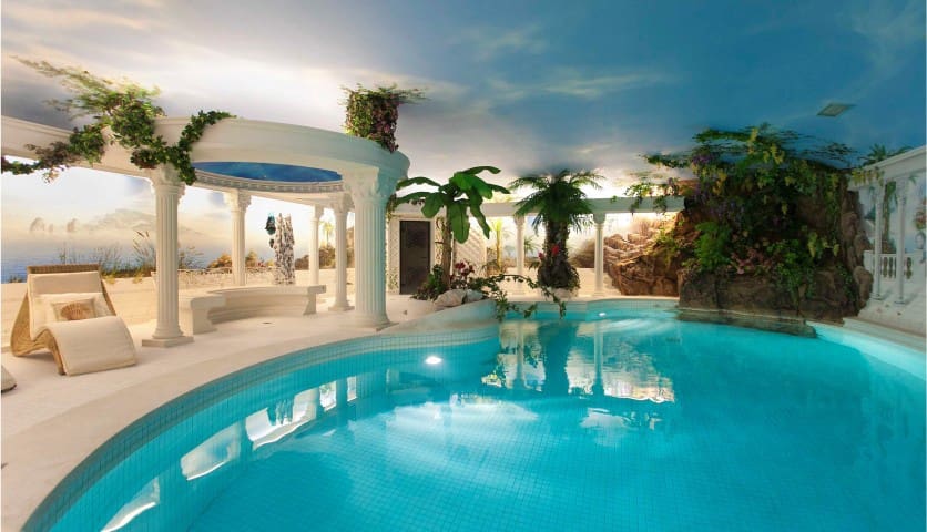 5 bedroom Villa for sale in Mijas Costa with pool - € 4,200,000 (Ref: 8911582)