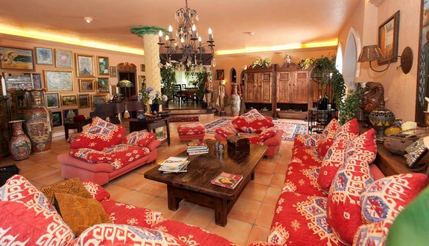 5 bedroom Villa for sale in Mijas Costa with pool - € 4,200,000 (Ref: 8911582)